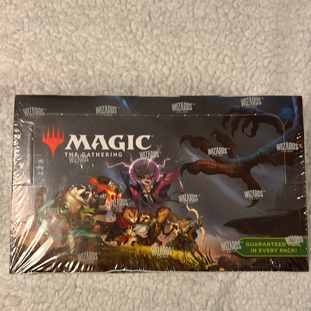 Magic: The Gathering Bloomburrow Play Booster Box - 36 Packs (504 Magic Cards)